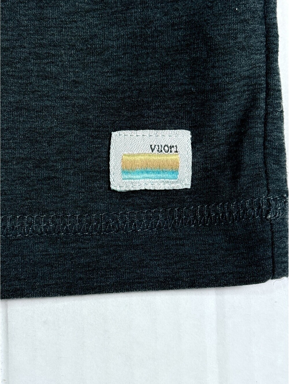 Vuori Shirt Womens Large Grey Pullover *